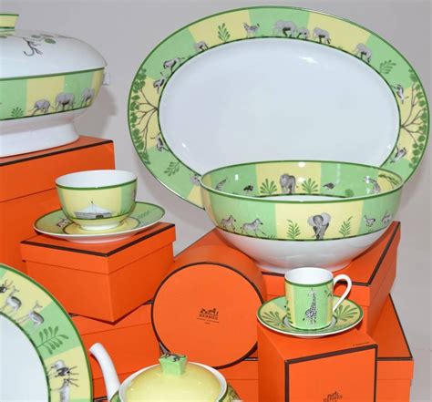 hermes dinnerware collections obsolete|Hermes dinner set price.